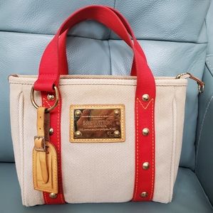 AUTHENTIC Louis Vuitton Bag w/ AUTHENTIC  Tag